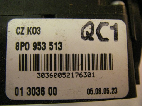 tempomat 8P0 953 513 Páčka pod volant Audi A3 8P, TT , NOVÝ DÍL orig. - 3