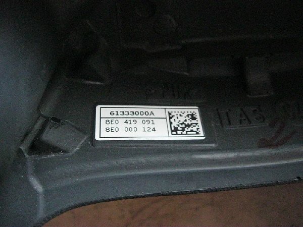 8E0 000 124 - 2