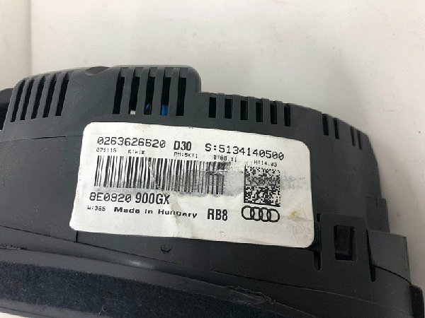 Audi A4 B6 1,9TDI 2004 Tachometr Přístrojová deska - 3