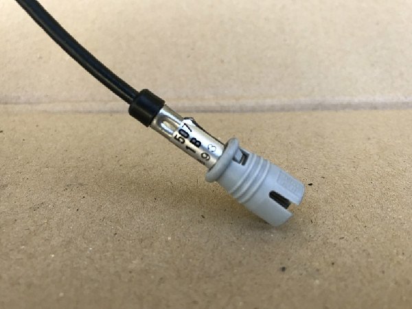 7D0 035 507 Anténa GPS navigace  VW T4 Multivan 2001 - 2004  - 6