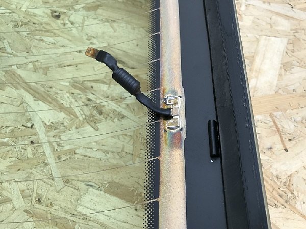 8U0 845 501E NVB  Audi Q3 8U RS Q3 okno Zadní sklo vyhřívané do pátých dveří -  zadní víko  dveře kufrové - 4