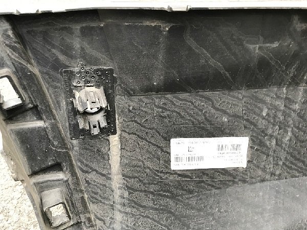 565 807 521 GRU Škoda Kodiaq nárazník - zadní spoiler na tažné zařízení + na PDC - 8