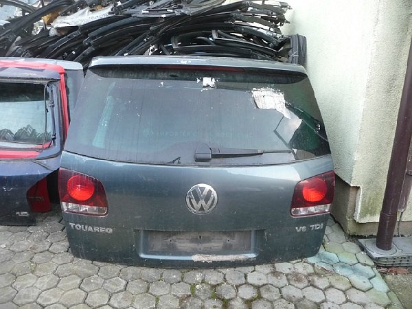 7L6 845 211 BG VW TOUAREG 7L  Zadní sklo vyhřívané do pátých dveří -  zadní víko  dveře kufrové - 3