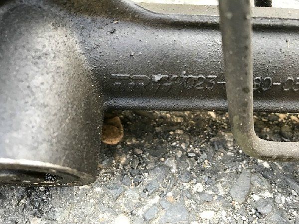 6Q1 423 055E  Škoda FABIA Hřeben řízení , servo hydraulické řízení - 9