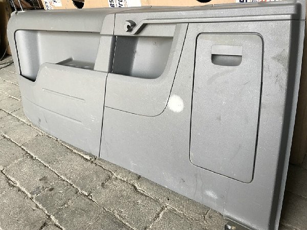 2K3 867 036D   Čalounění obložení tapecírunk plast boční stěny vpravo strana spolujezdec  VW Caddy 2K 2004-13  - 4