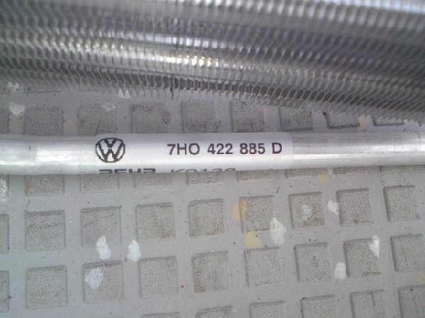  7H0 422 885C/D  Chladič  servořízení   servokapaliny T5 2,5 TDI 2003-2010 - 2