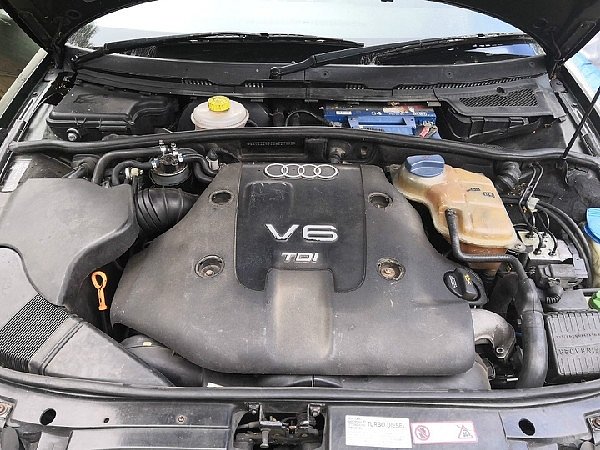 AUDI A4 B6 2003 8E 2,5 TDI AKE , BAU , BDG . AYM . náhradní díly  - 4