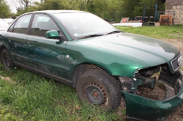 AUDI A4 1,8T AEB náhradní díly limuzína zelená metal LZ6L -  - 3