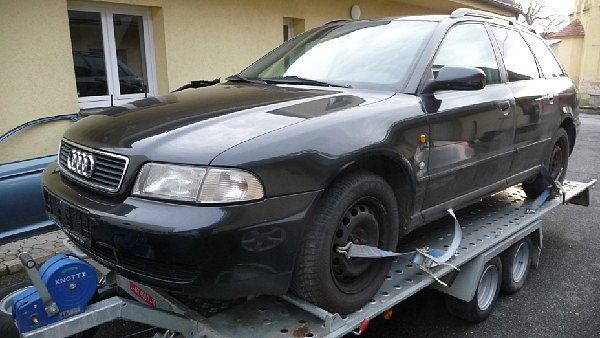  Audi A4 B5 1998  1,8 5V 92kW Motor ADR - Převodovka DHZ  - 12