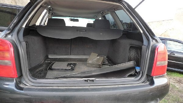  Audi A4 B5 1998  1,8 5V 92kW Motor ADR - Převodovka DHZ  - 5