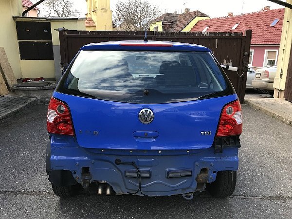 VW POLO 9N 1,4 tdi na náhradní díly BNM HCS barva MODRÁ  - 30