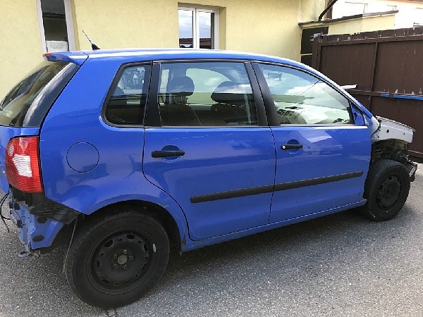 VW POLO 9N 1,4 tdi na náhradní díly BNM HCS barva MODRÁ  - 22