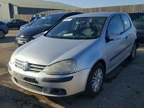 Golf 5 V MK5 -1,9 Tdi  3 dvéř - 4