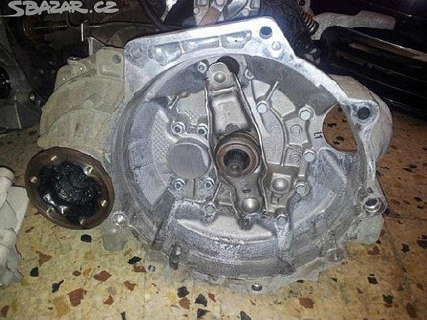 převodovka  JCR  VW GOLF TOURAN ŠKODA OCTAVIA 2 - 1,9 TDI - 5