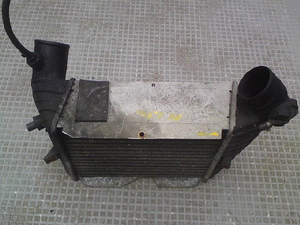 Intercooler , Chladič stlačeného vzduchu  AUDI A6 C4 2,5TDI - 2