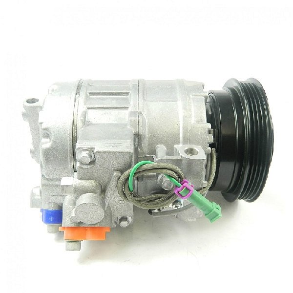 8D0 260 805Q AUDI A4 B5 A6 4B A8 4D VW PASSAT 3B 3BG  Kompresor klimatizace klimakompresor  / čerpadlo klimatizace / - 4