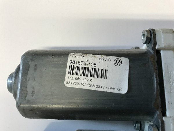 1K0 959 702 K VW AUDI ŠKODA Motor stahování okna  +  Řídíci jednotka- 1K0 959 792 G  HW024/SW23XX - 3