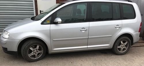  VW Touran 1T 77kW 105PS 1,9 TDI BKC/ BXE stříbrná LA7W - převodovka GQN 6st manual. - 16