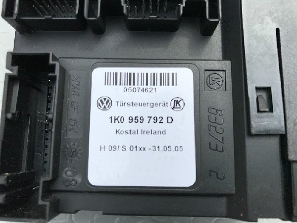  1T0 959 702A , 1K0 959 792C  VW Caddy , Touran 1T 2005 Motor stahování spouštění okna stahovačky spolujezdce pravé přední dveře - 4