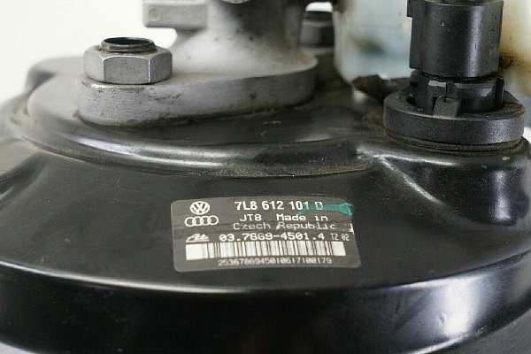 7L8 612 101D  AUDI Q7 07-15 4L   Brzdový válec posilovač brzd  - 3