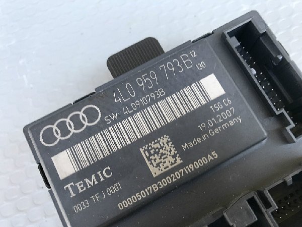 4L0 959 793B  Audi Q7 4L 2008   Jednotka dveří řidiče levé přední - 4