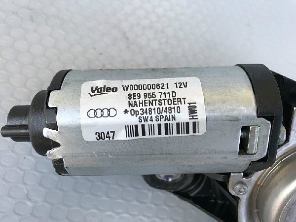 8E9 955 711D   Audi Q7 4L 2006 - 2010 Motorek zadního stěrače + ostříkovač zadní okna skla  - 4