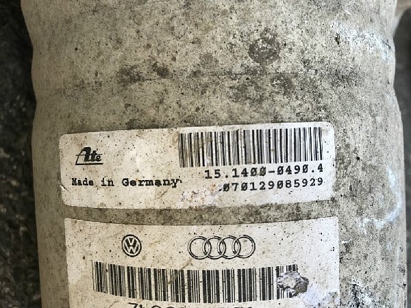  7L8 616 020A VW Touareg 7L0 Audi Q7 4L  3,0 TDI   Tlumič měch  Vzduchová vzpěra vzduchový podvozek  Pneumatický systém  - 3