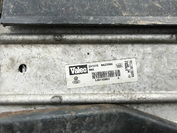 Intercooler , Chladič stlačeného vzduchu VW  GOLF 4  1,9TDI - 6