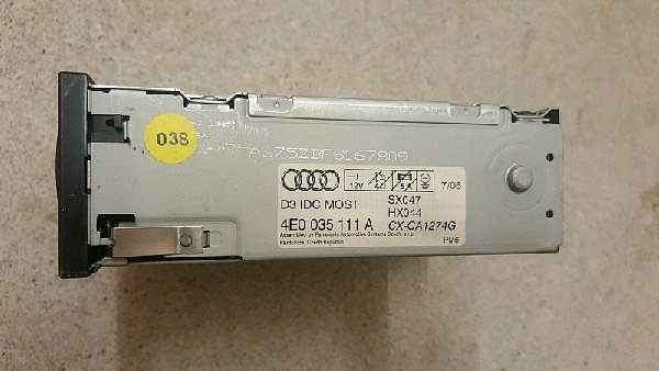 4E0 035 111A AUDI CD CHANGER  - 2