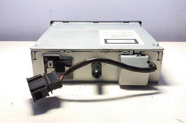 3C0 035 110A VW PASSAT 3C B6 SONY CD CHANGER  - 3