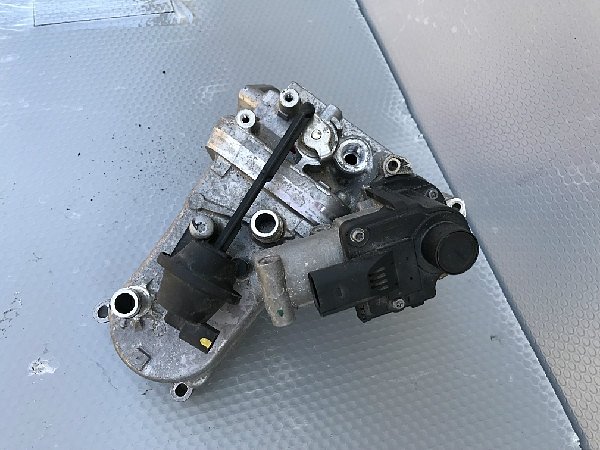 059 131 515R Audi A6  A4 8K  3.0 TDI recirkulační ventil výfukových plynů EGR chladič výfukových plynů - 2