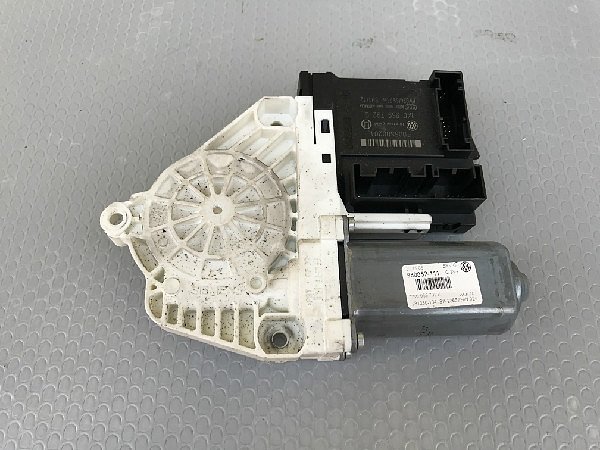 1K0 959 702 K  VW Golf 5 El .motorek stahování okna 1K0 959 702 K + Řídíci jednotka - 1K0 959 792G - 4