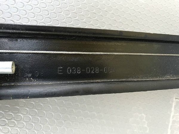   E 038 -028 -004  VW Scirocco mechanizmus eletrického stahování okna skla dveře pravé spolujezdec PP - 2