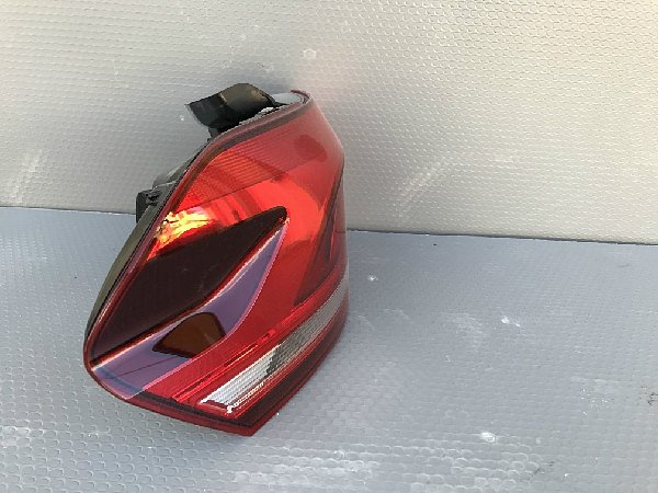 5TA 945 207A   90059883A VALEO  VW Touran 5T Zadní světlo zadní LED svítilna vnější svítilna  světlo zadní LEVÉ řídič - 2