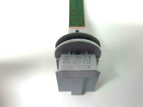 4B0 820 539 Snímač teploty Audi VW Seat Škoda Snímač teploty topení klimatizace - 2