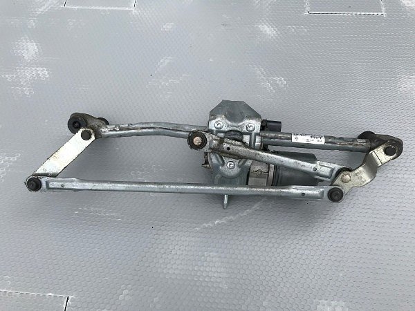 1T1 955 023 VW Touran Caddy  mechaniznus stěračů přepákování stěracě  předního čelního skla okna - 2