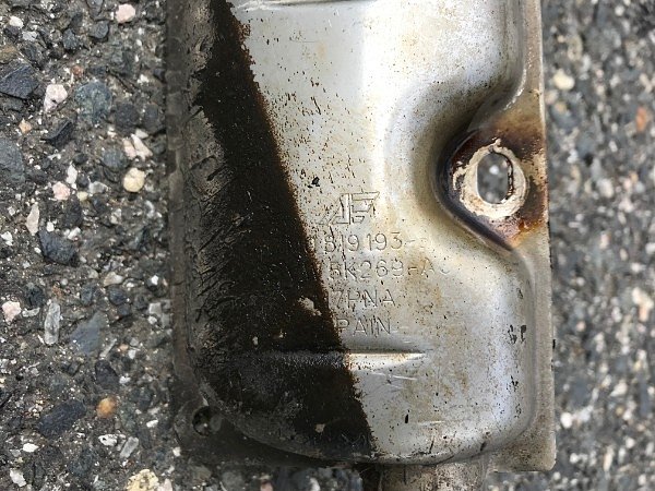 7M0 819 193   VW SHARAN 2 Výfuk k držák nezávislého topení   Eberspacher Hydronic  D5WZ - 3