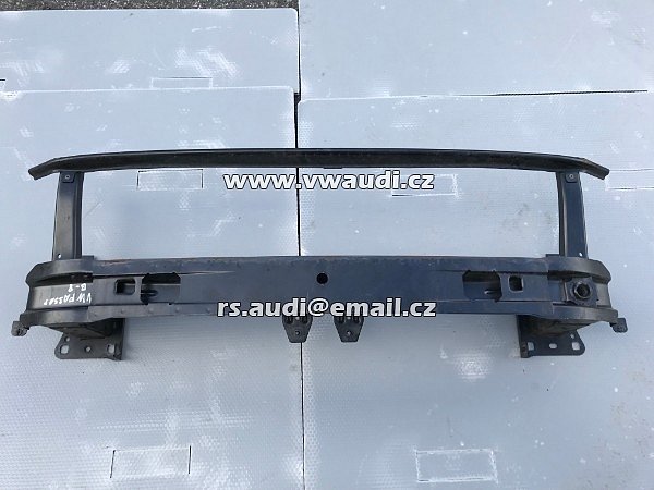  3G0 807 111 VW Passat B8    Výstuha předního nárazníku  - 2