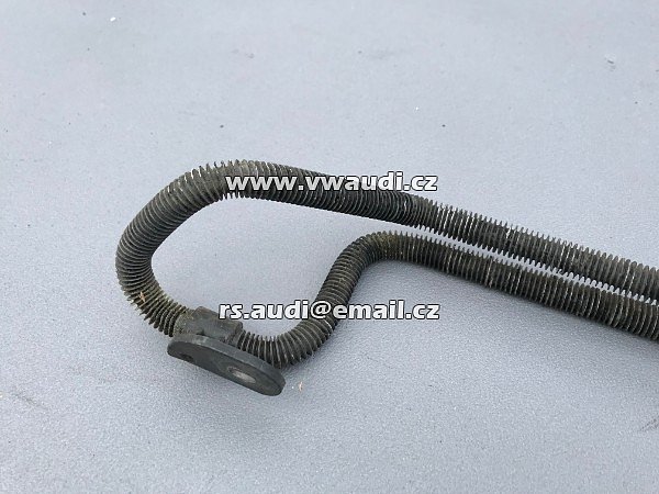 4F0 422 885 Trubka chlazení oleje servořízení servokapalina chladič 4F0422885E Audi A6 C6 - 3