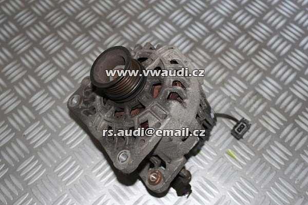 037 903 025 S    VW Polo 6n2 1999-2001 VW LUPO 6X VALEO Alternátor Generator 1.0 L benzín  - 2