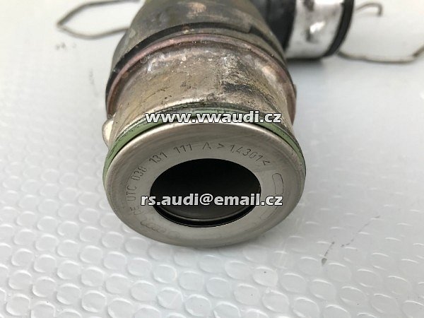 1T0 145 790B / 038 131 111A VW Hadice plnícího vzduchu tlaková trubka vedení stlačeného / nasávaného vzduchu turbo intercooler chladič turba - - 5