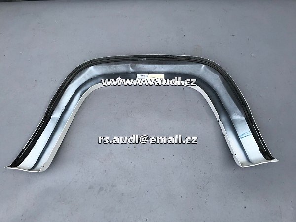 2H6 853 818 R VW Amarok Lem blatníku plast na blatník  -  Pravý zadní PZ  - 4