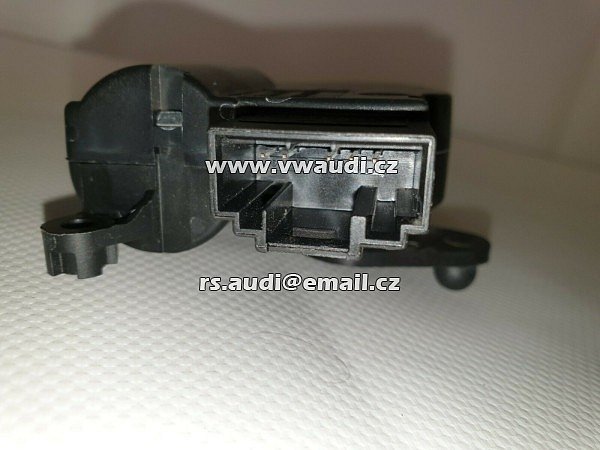 52411483 R06 VW T5 TRANSPORTER Servomotor klapky topení Delphi 52411483 R06  DELPHI 52411483R06 / 30.93694 - 2