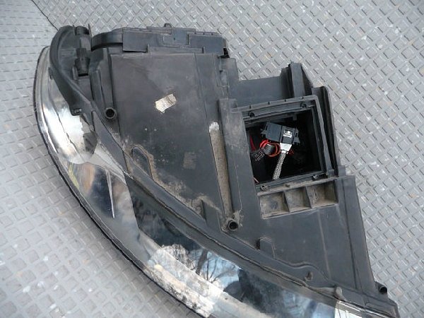Světlomet xenon Audi Q7 4L0 941 003B - 4