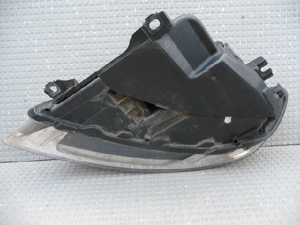 Světlomet xenon Audi Q7 4L0 941 004B - 4