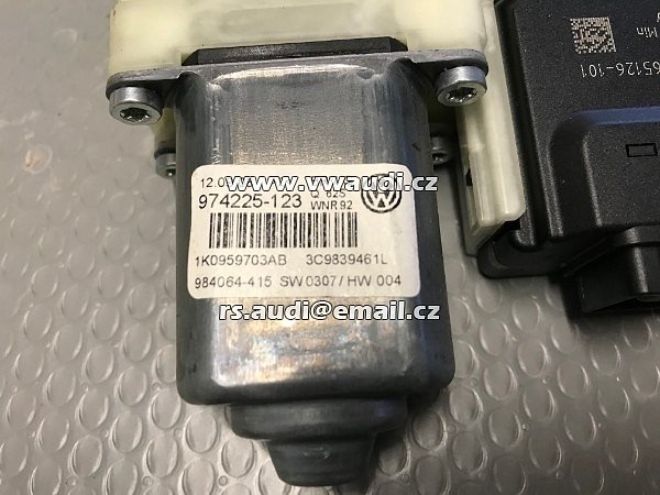  1K0 959 703AB Motor spouštění okna Golf 5 , Jetta , Passat 3C  motorek spouštění skla - Levých zadních dveří - L.Z dveře - 4