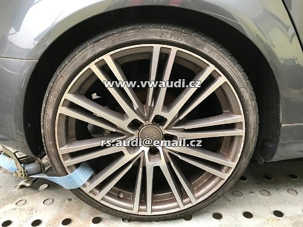 -AUDI A4 8E 2006 - 2007 NÁHRADNÍ DÍLY motor 2,0 L benzin ALT 96 kW - - barva LX7Z Audi LX7Z Delphingrau - 4