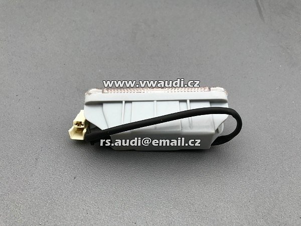 Blinkr blikač VW Golf 2 mk 2 191  bílá barva  směrové světlo přední levá stana řídič LP + spolujedźdec PP  - 2
