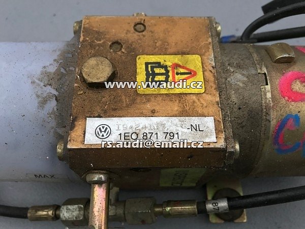 1E0 871 791 VW Golf 3/4 III/IV Cabrio - hydraulika zvedací střechy  - 3