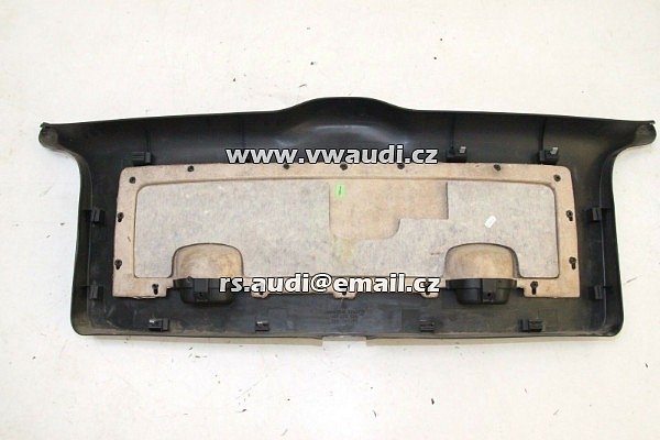 3B9 867 601 VW Passat 3BG  B5 B5,5 Variant kombi  tapecírunk obložení plast zadních výklopných dveří  páte zadní dveře víko  tapecírung  dekl - 2